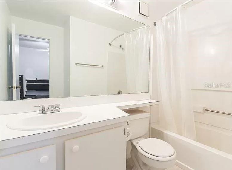 3800 Sw 20th Ave #311 Property Photo 9