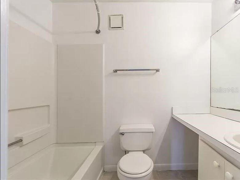 3800 Sw 20th Ave #311 Property Photo 11