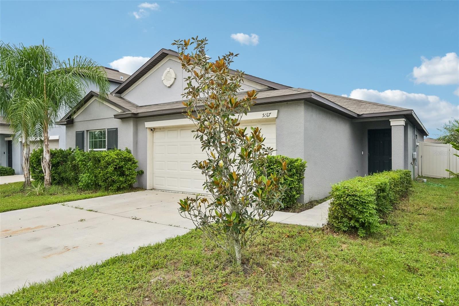 5517 Blue Azure Dr Property Photo 2