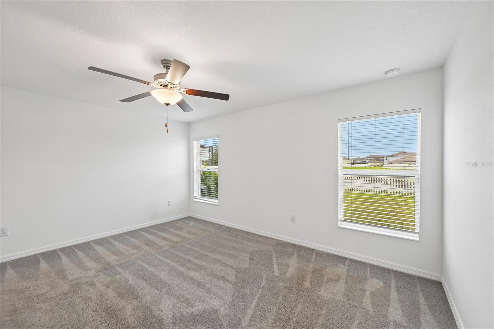 5517 Blue Azure Dr Property Photo 11
