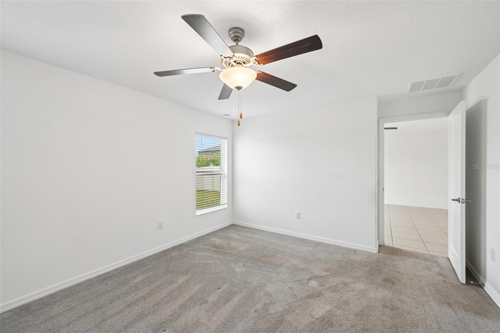 5517 Blue Azure Dr Property Photo 12