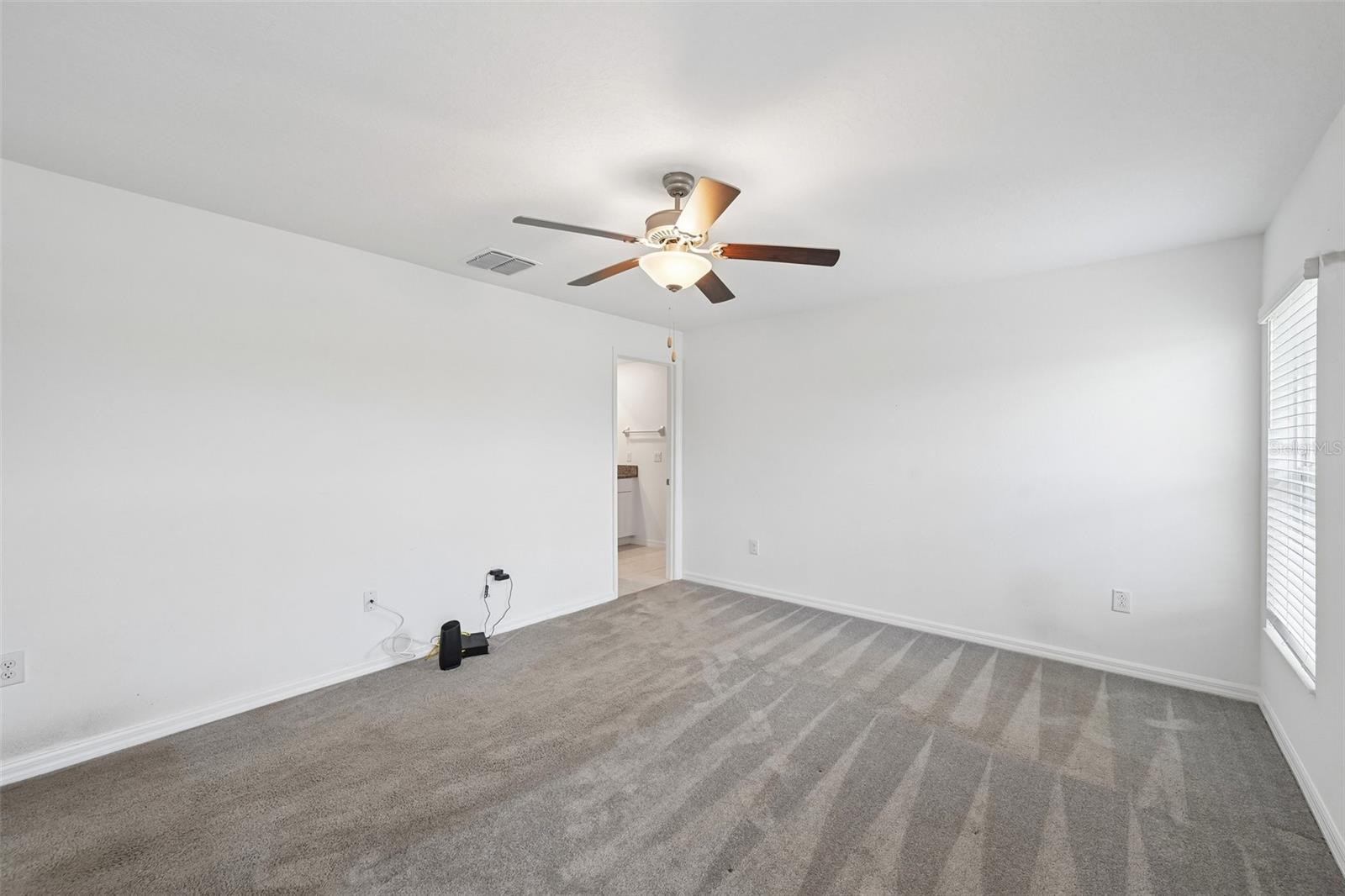 5517 Blue Azure Dr Property Photo 13