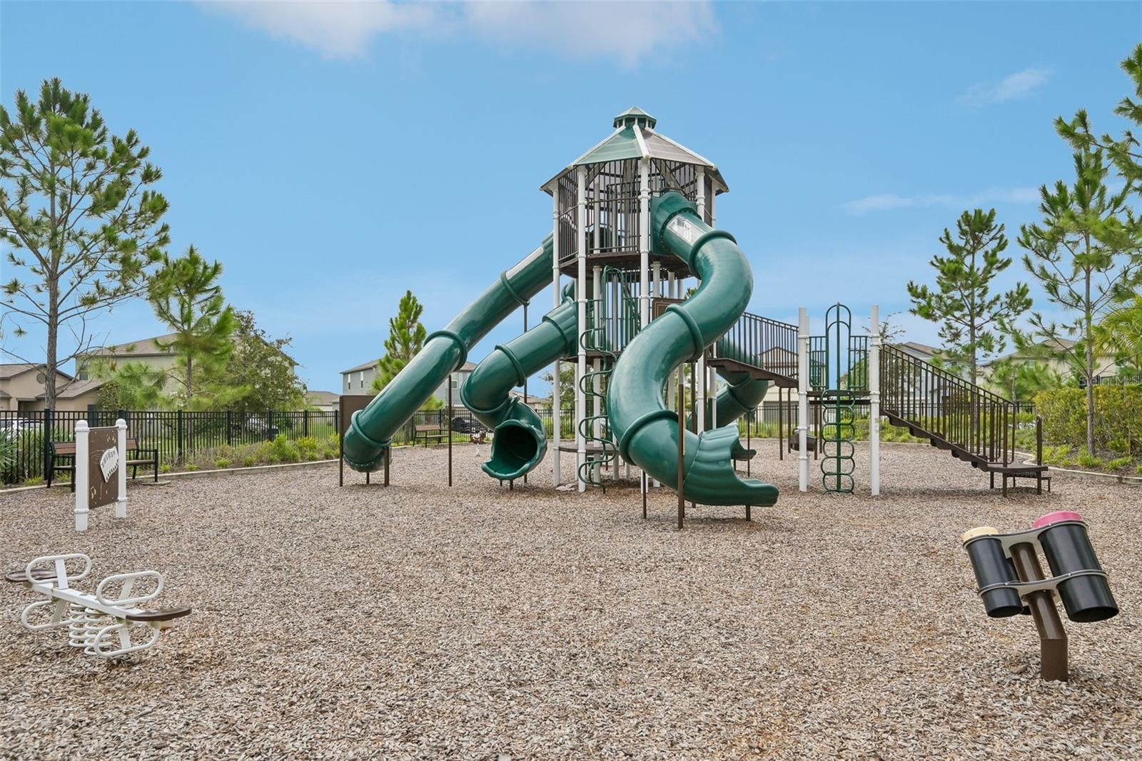 5517 Blue Azure Dr Property Photo 38