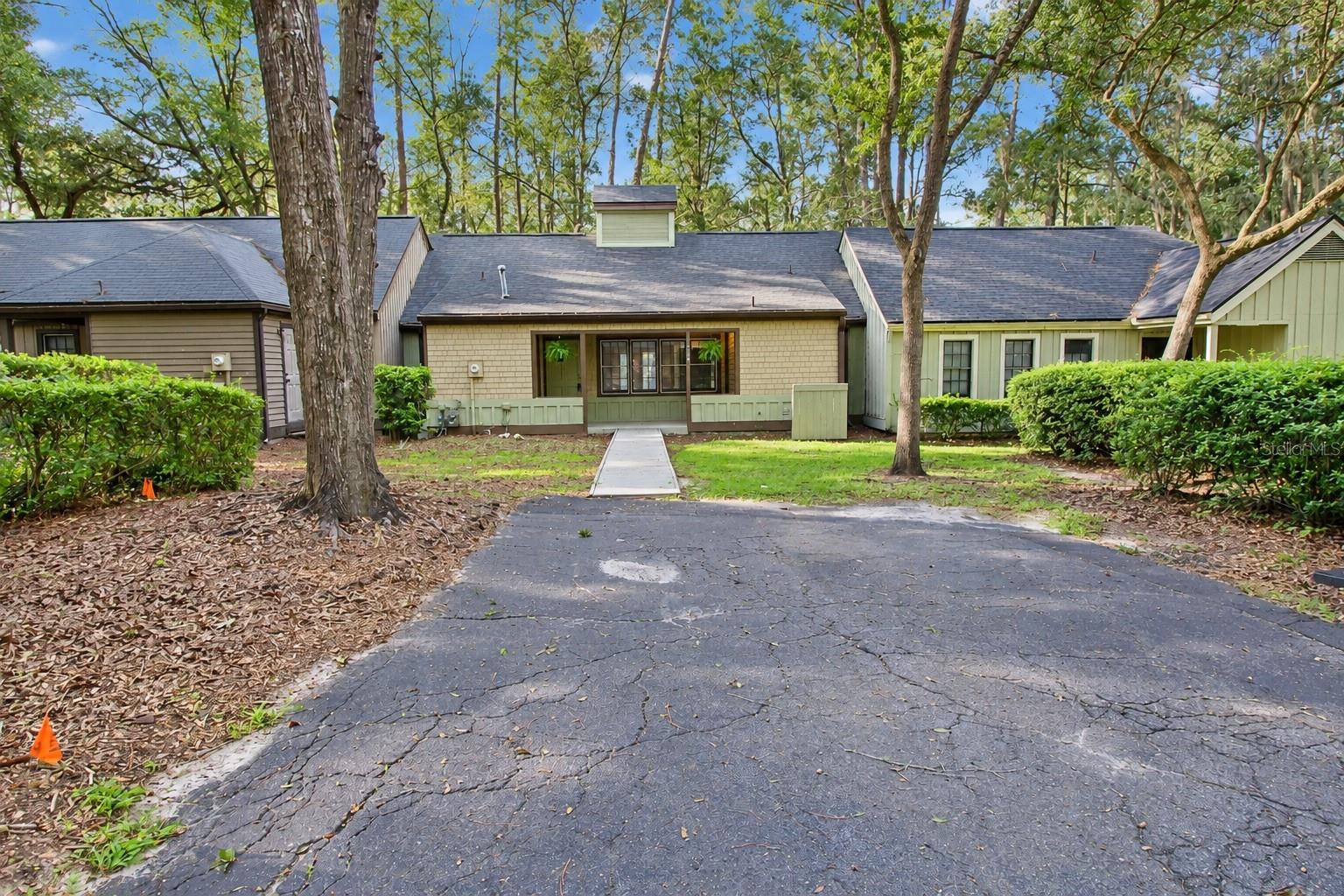 5441 SW 88 CT Property Photo 1