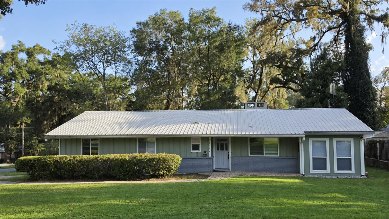 12221 Nw 148th Ave Property Photo 1