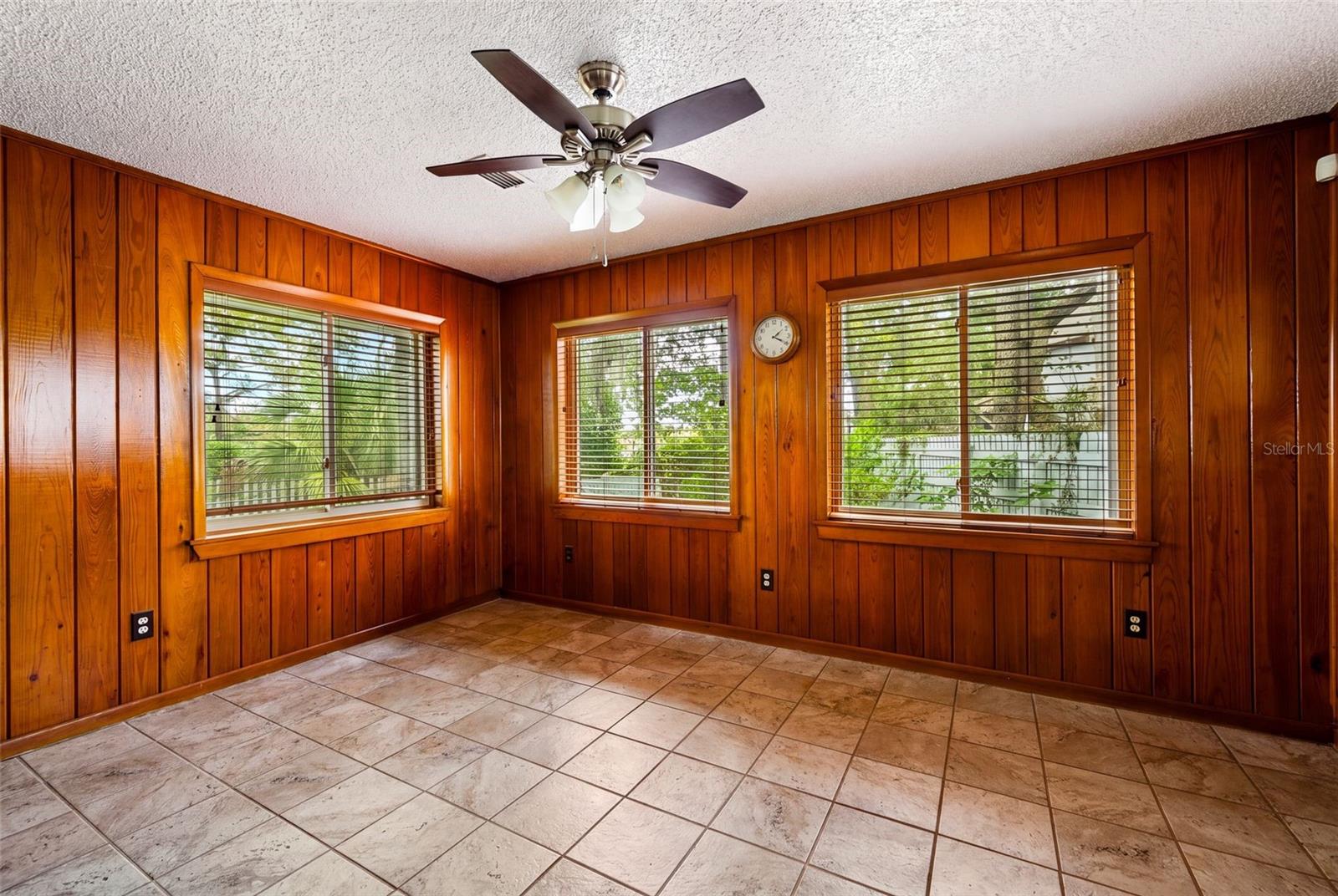 27753 Se Highway 19 Property Photo 12