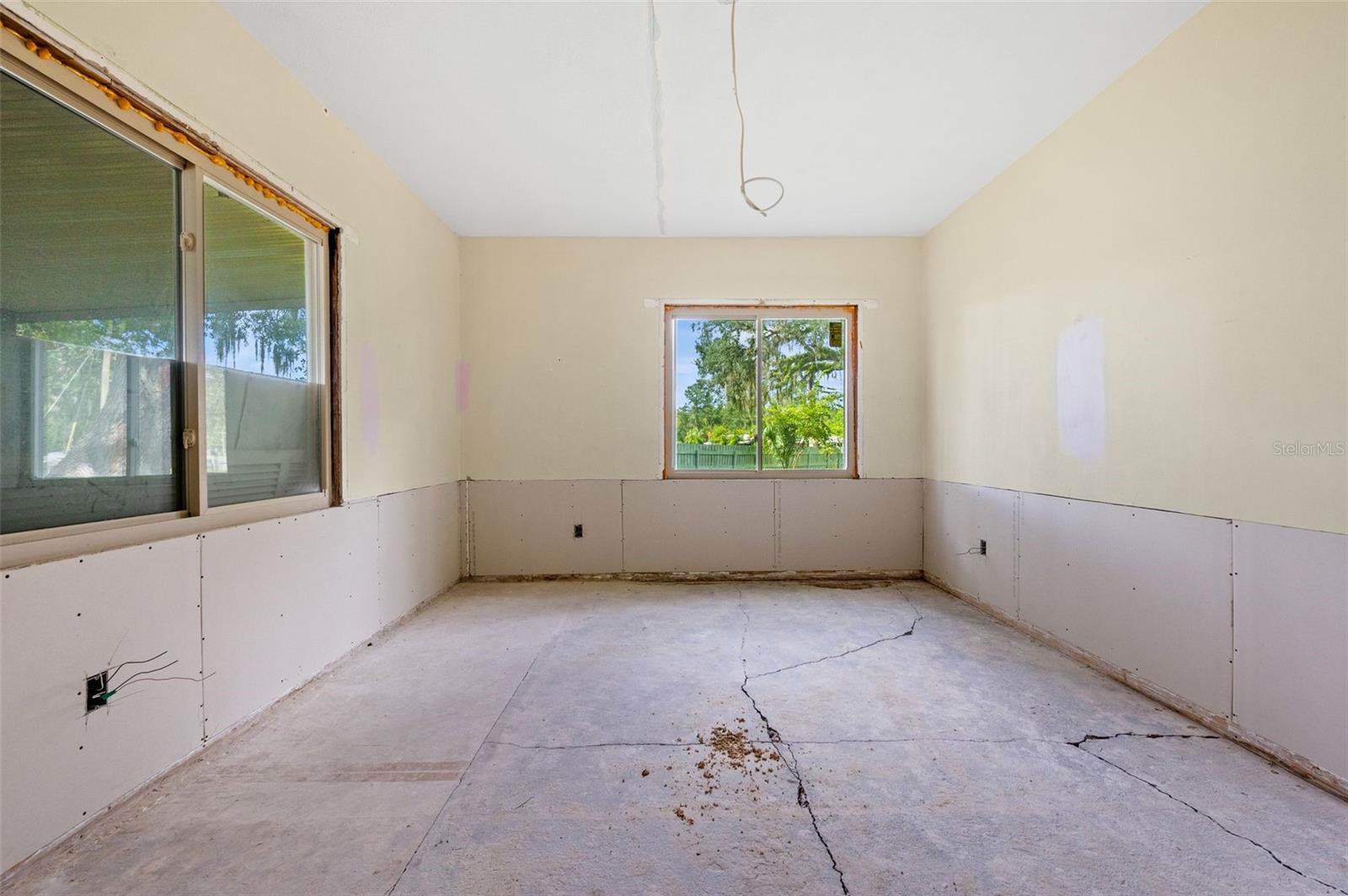 27753 Se Highway 19 Property Photo 29