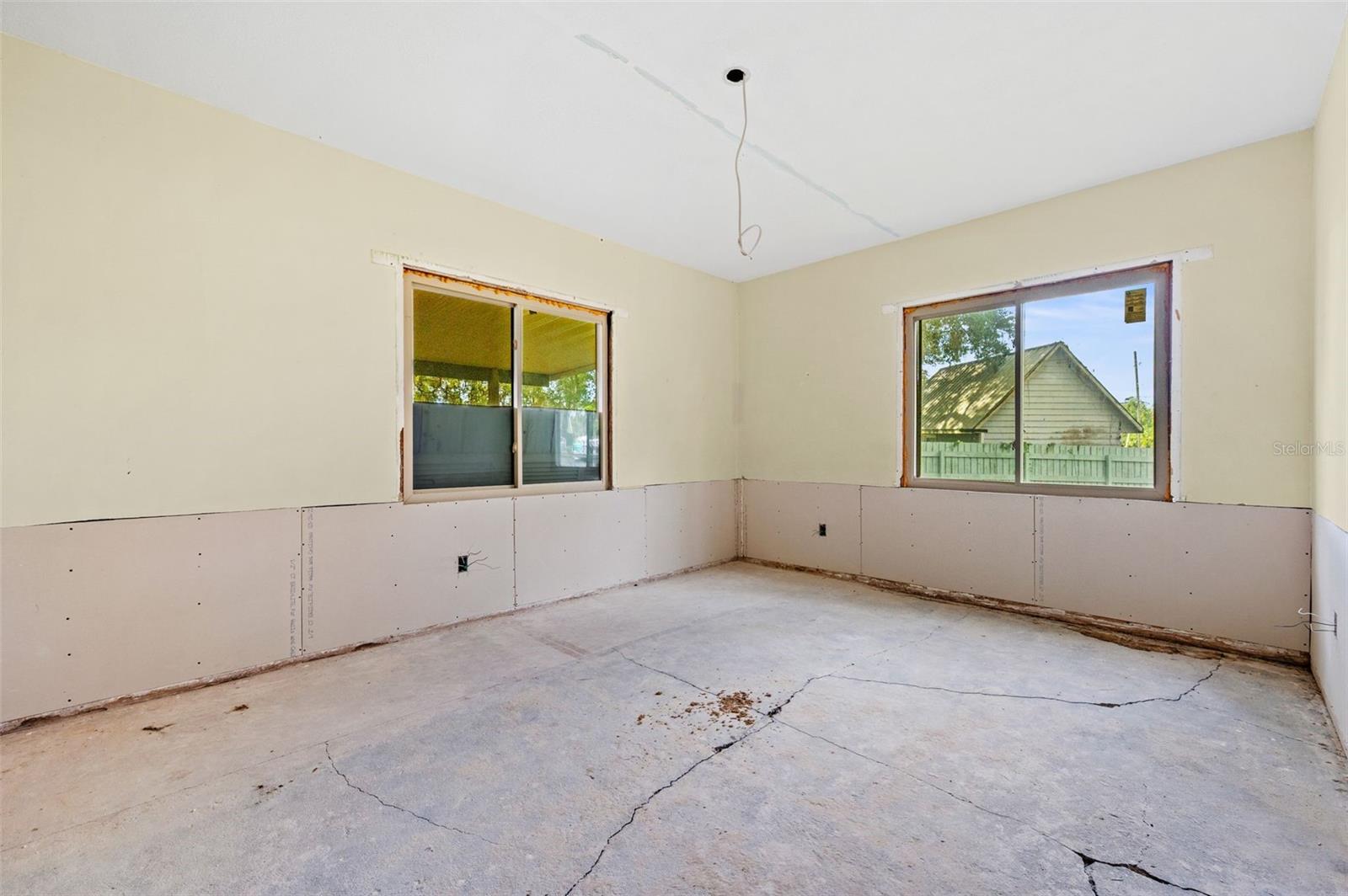 27753 Se Highway 19 Property Photo 31