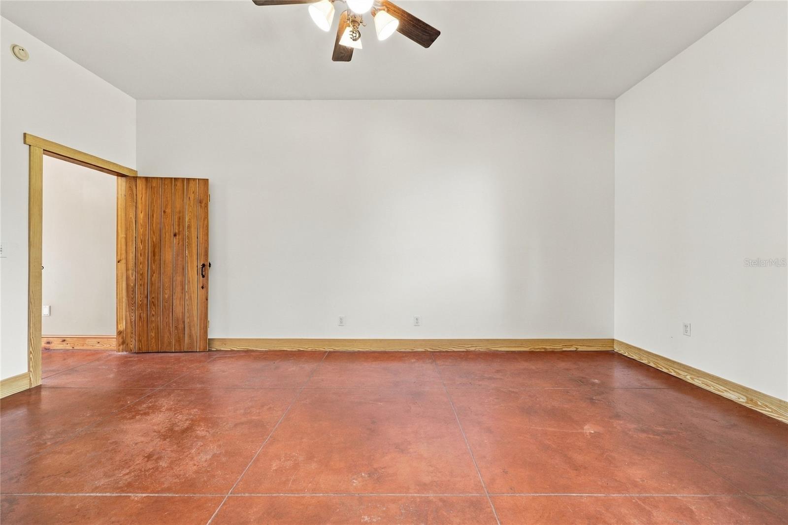 12391 Ne 80th Ave Property Photo 33