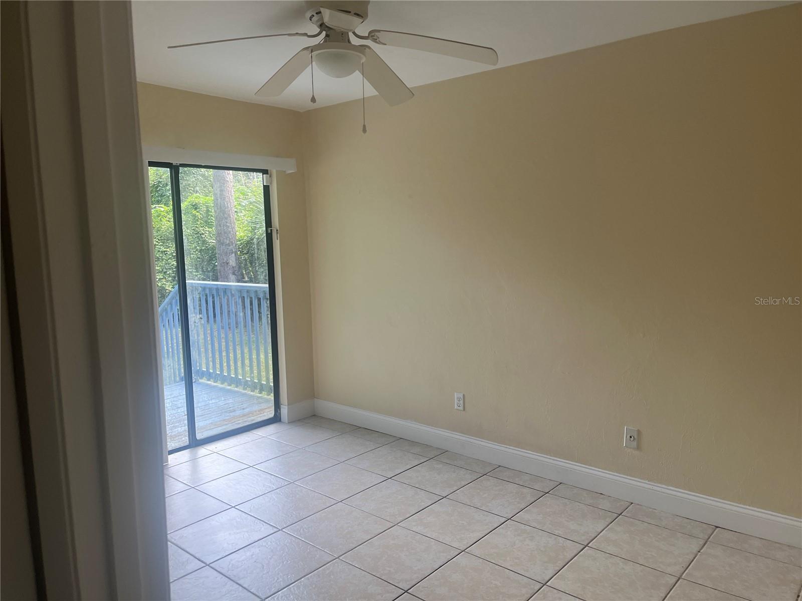 7200 Sw 42nd Pl #d Property Photo 7