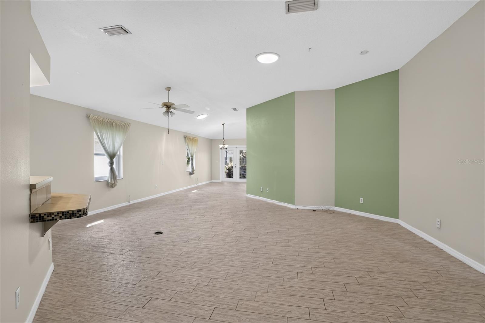 5500 Laver St Property Photo 3