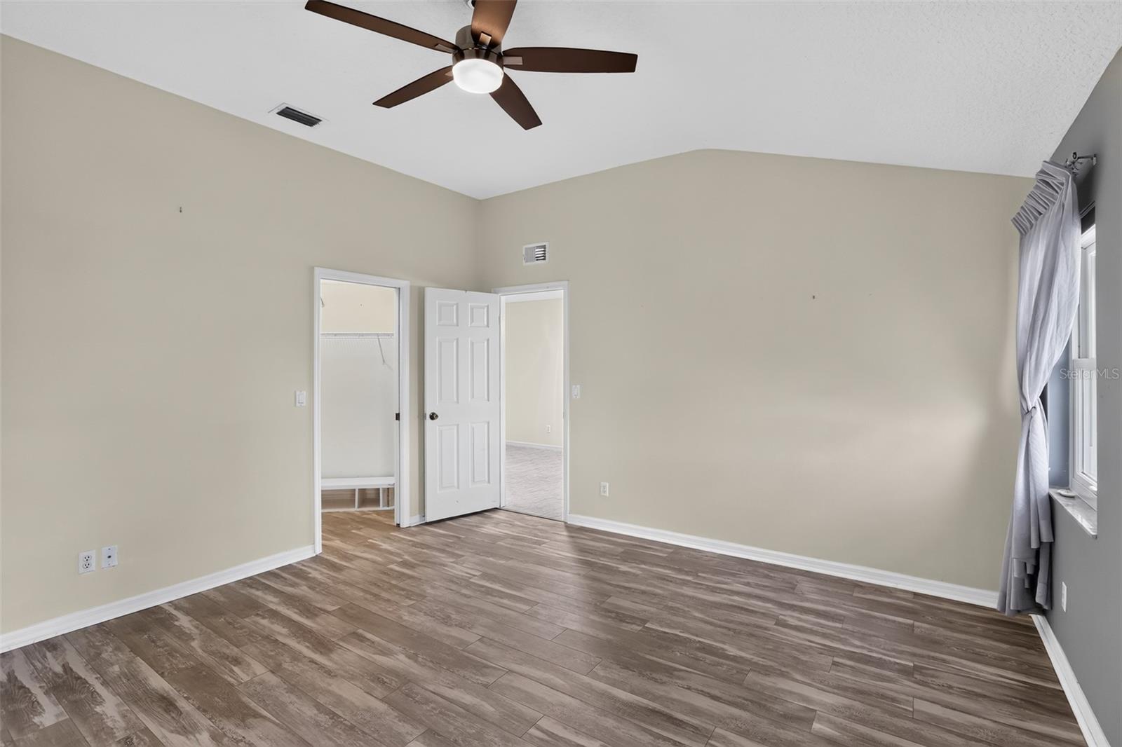 5500 Laver St Property Photo 14
