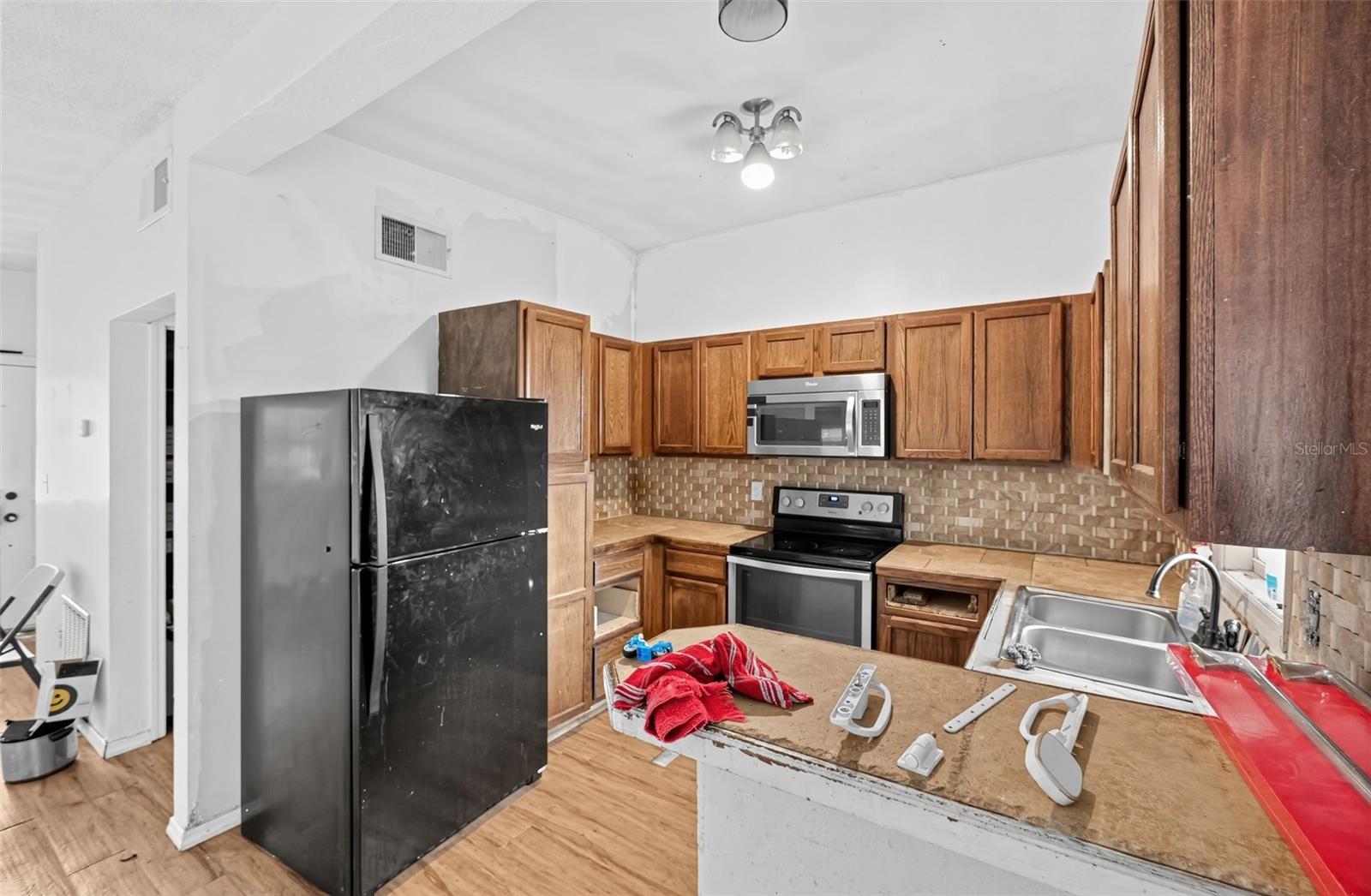 3484 Seagrape Dr Property Photo 6