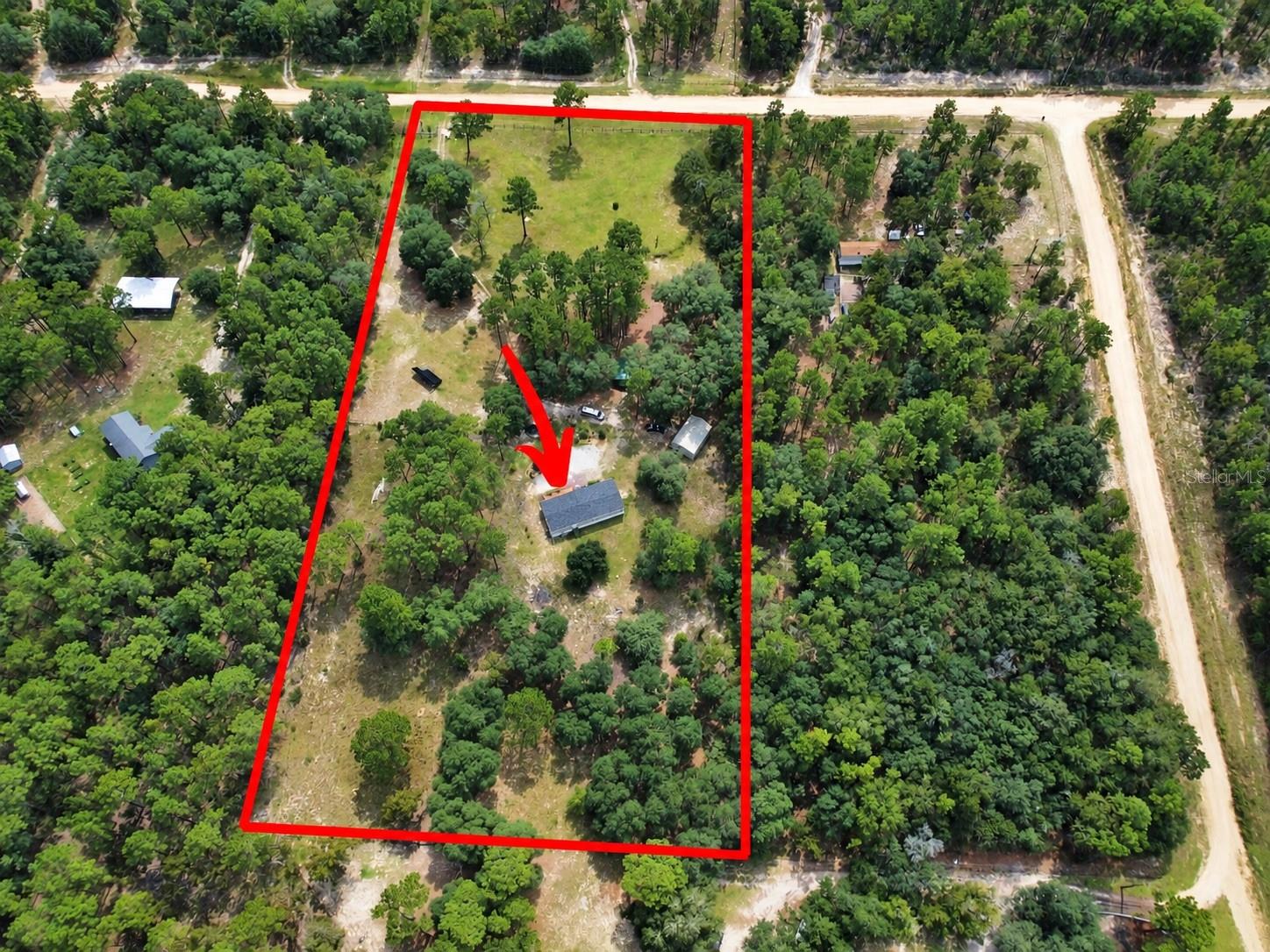 152 Piper Dr Property Photo 1