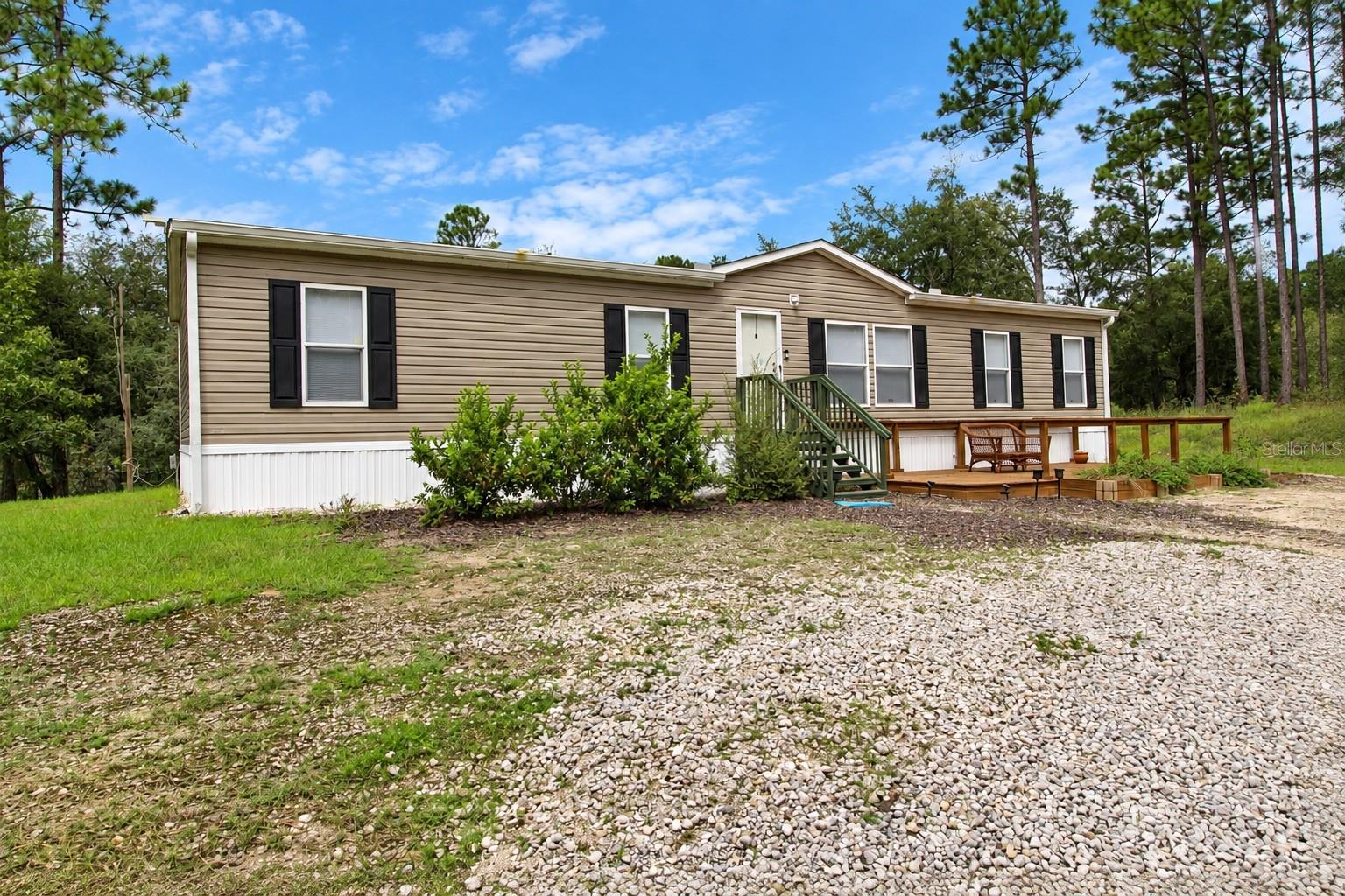 152 Piper Dr Property Photo 7