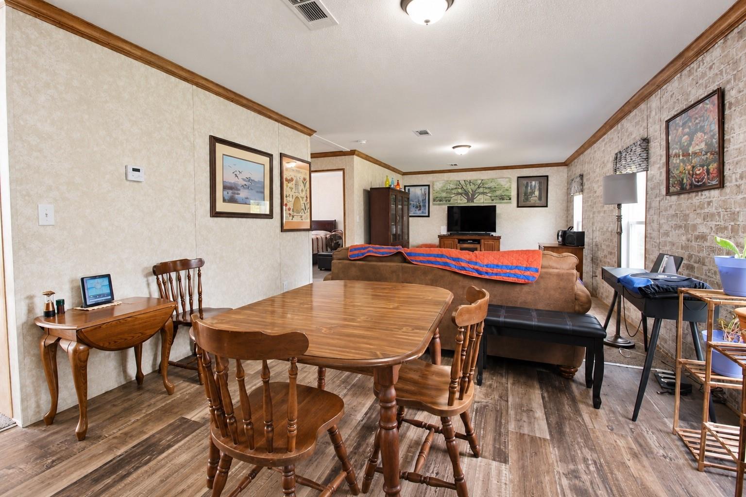 152 Piper Dr Property Photo 24