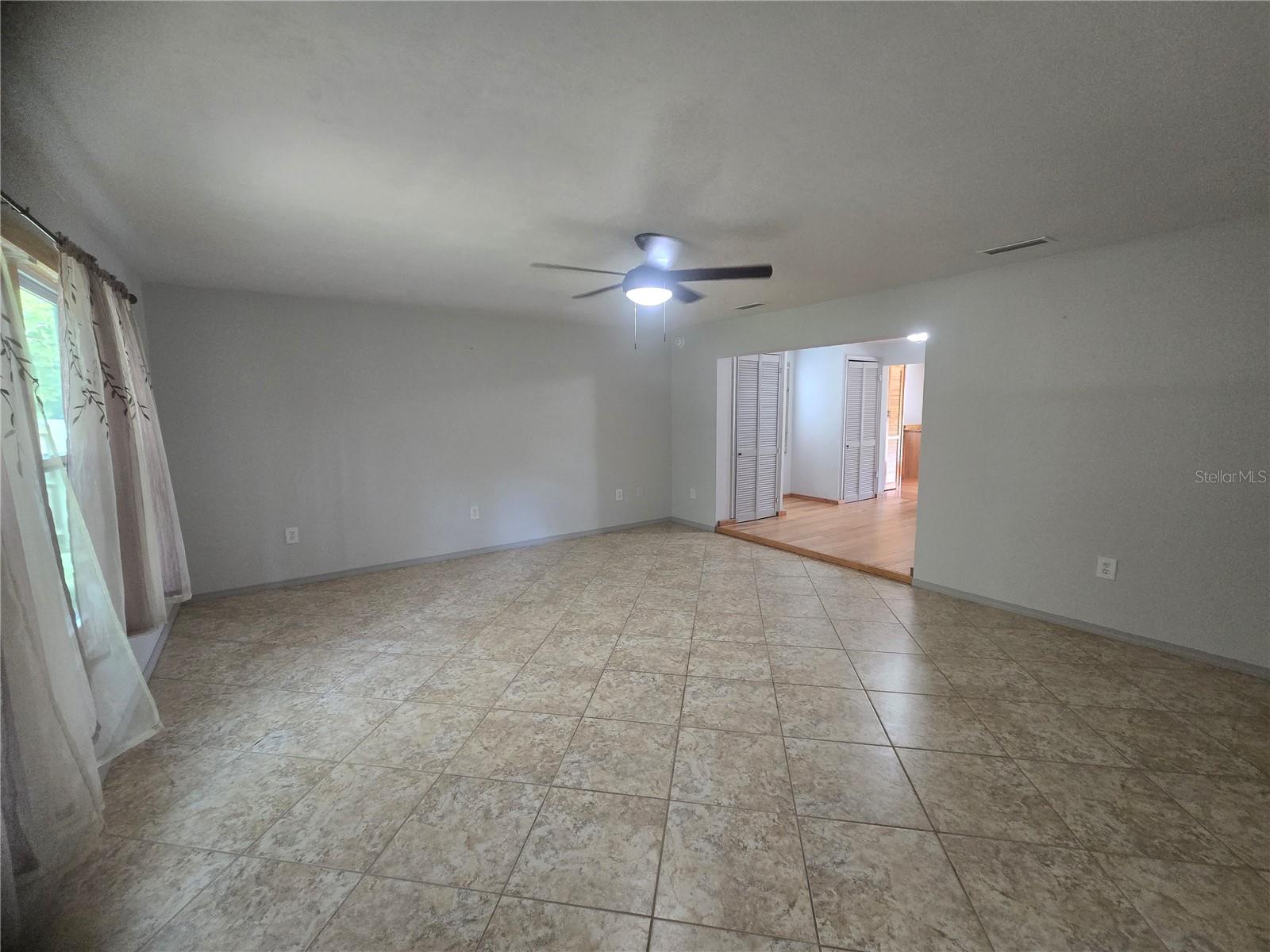 23981 Nw 183rd Pl Property Photo 8