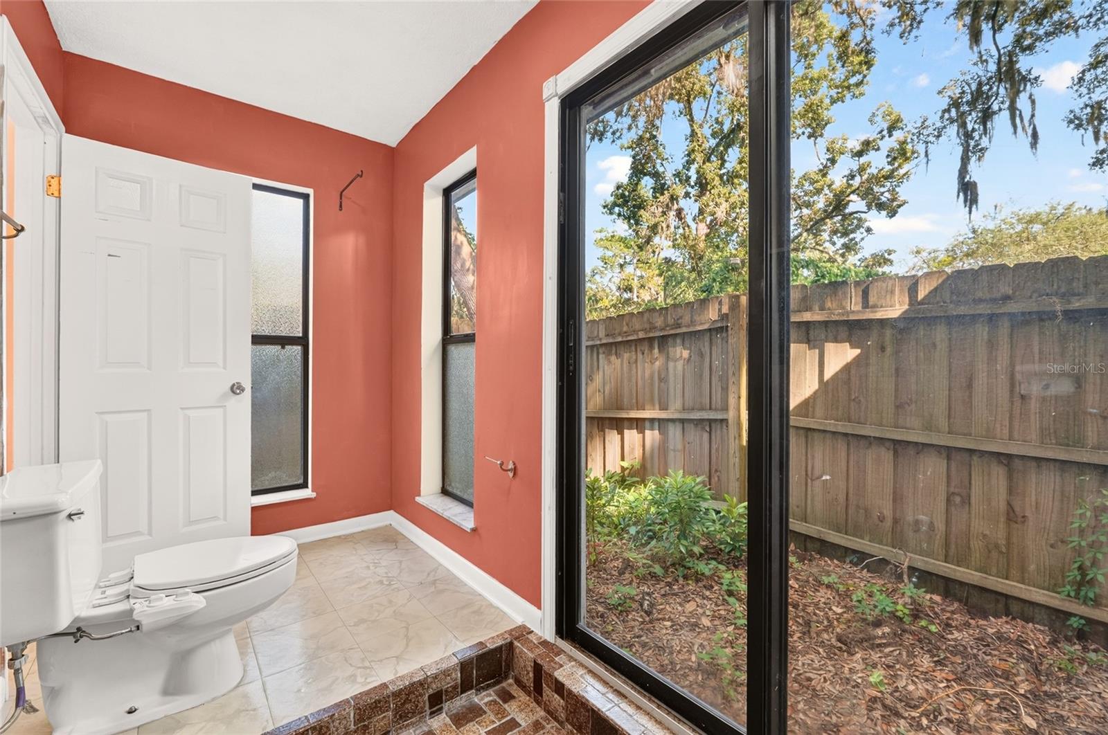 2809 Nw 35th Pl Property Photo 37