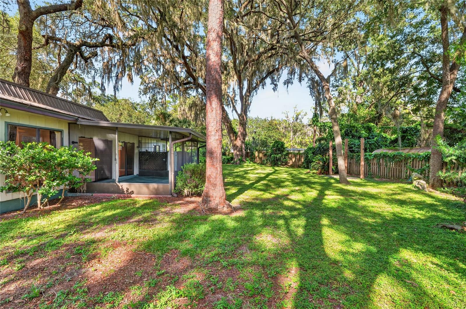 2809 Nw 35th Pl Property Photo 57