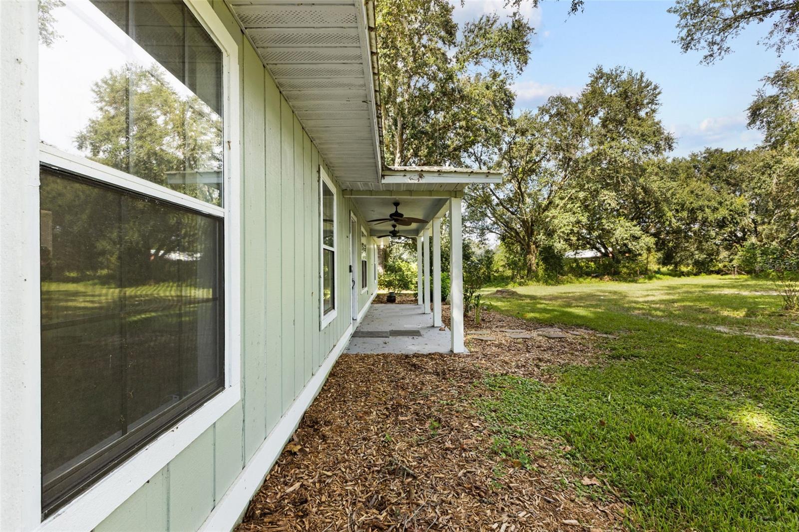 1869 Sw 32nd Pl Property Photo 34