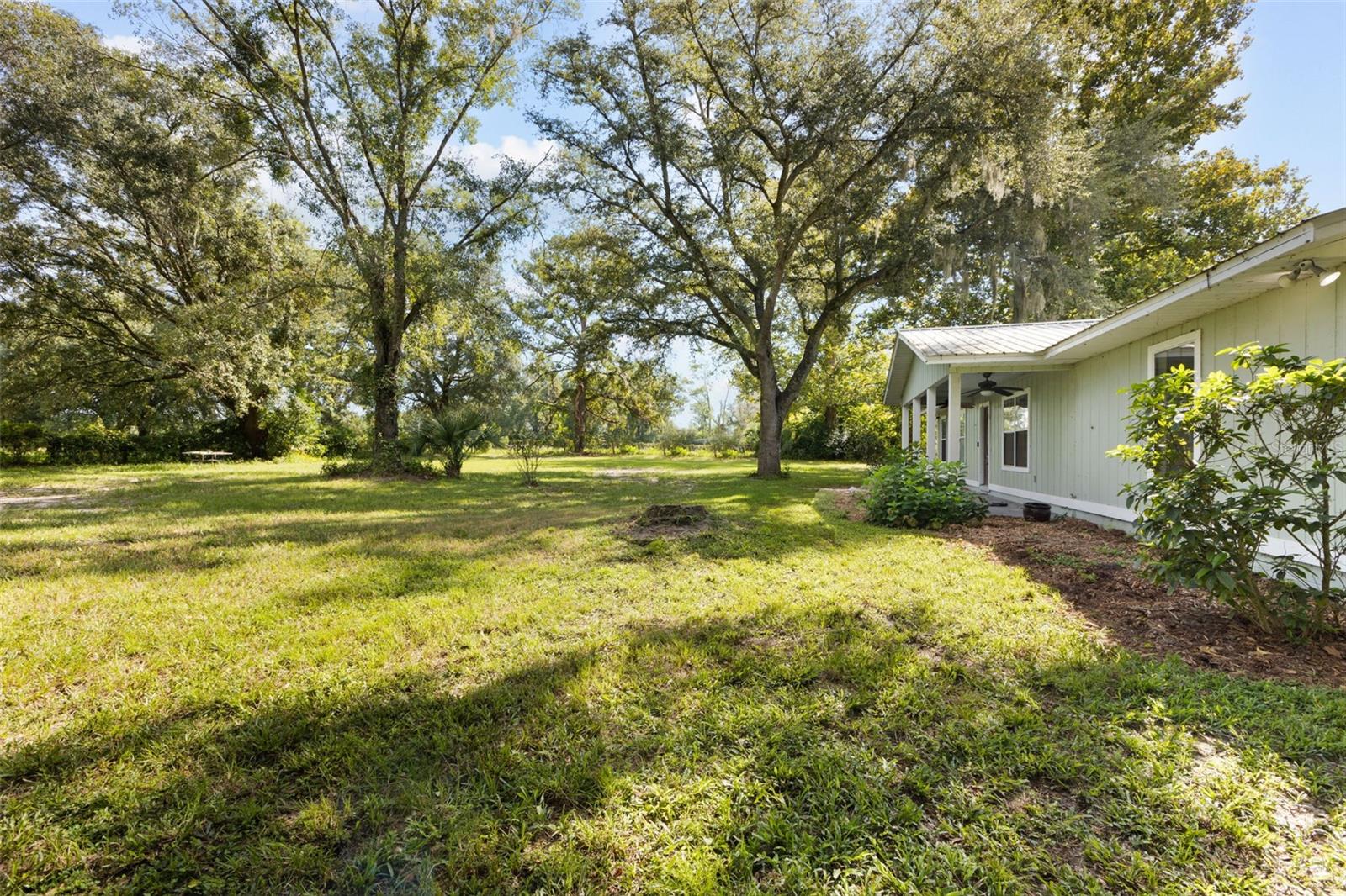 1869 Sw 32nd Pl Property Photo 41
