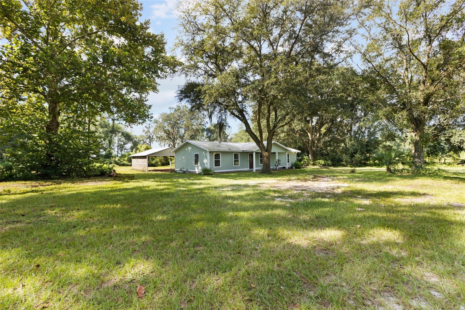 1869 Sw 32nd Pl Property Photo 44