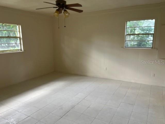 4921 Nw 37th Dr Property Photo 5