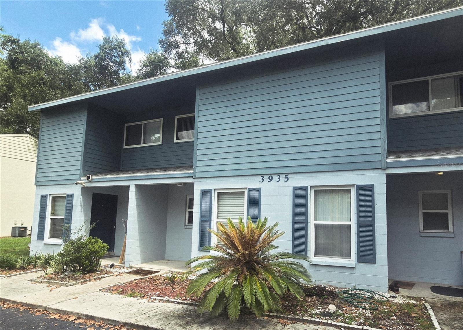 3935 SW 26TH TER #B Property Photo 1