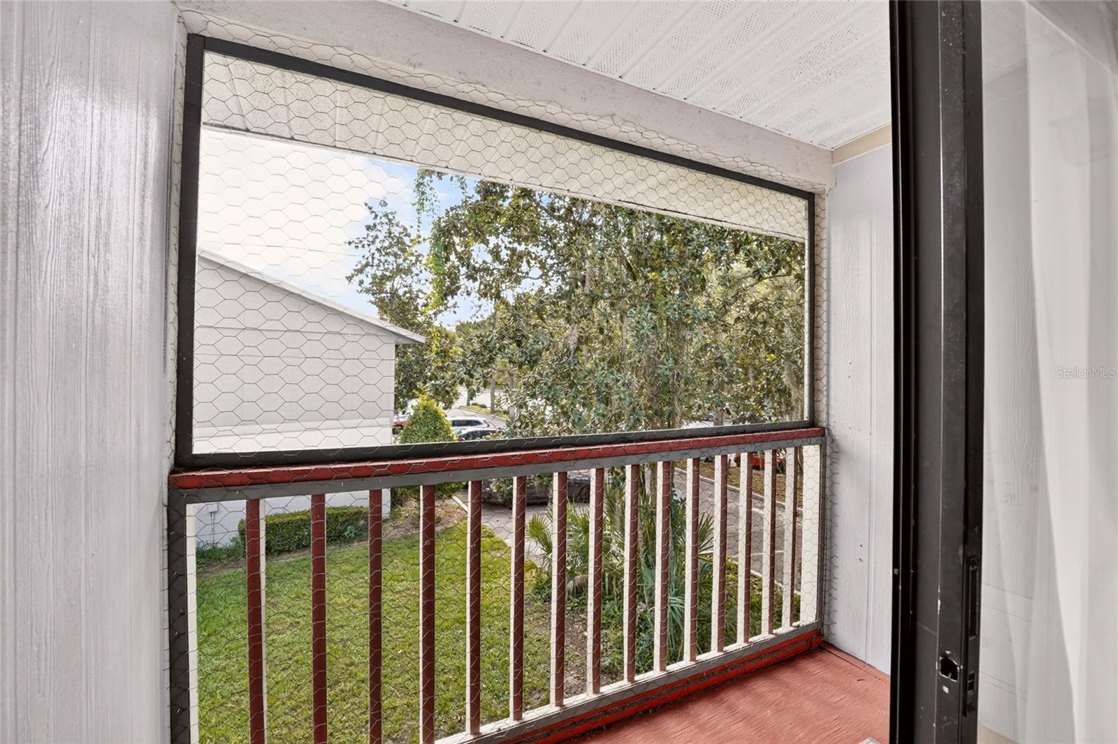 1434 Sw 25th Pl #c2 Property Photo 12