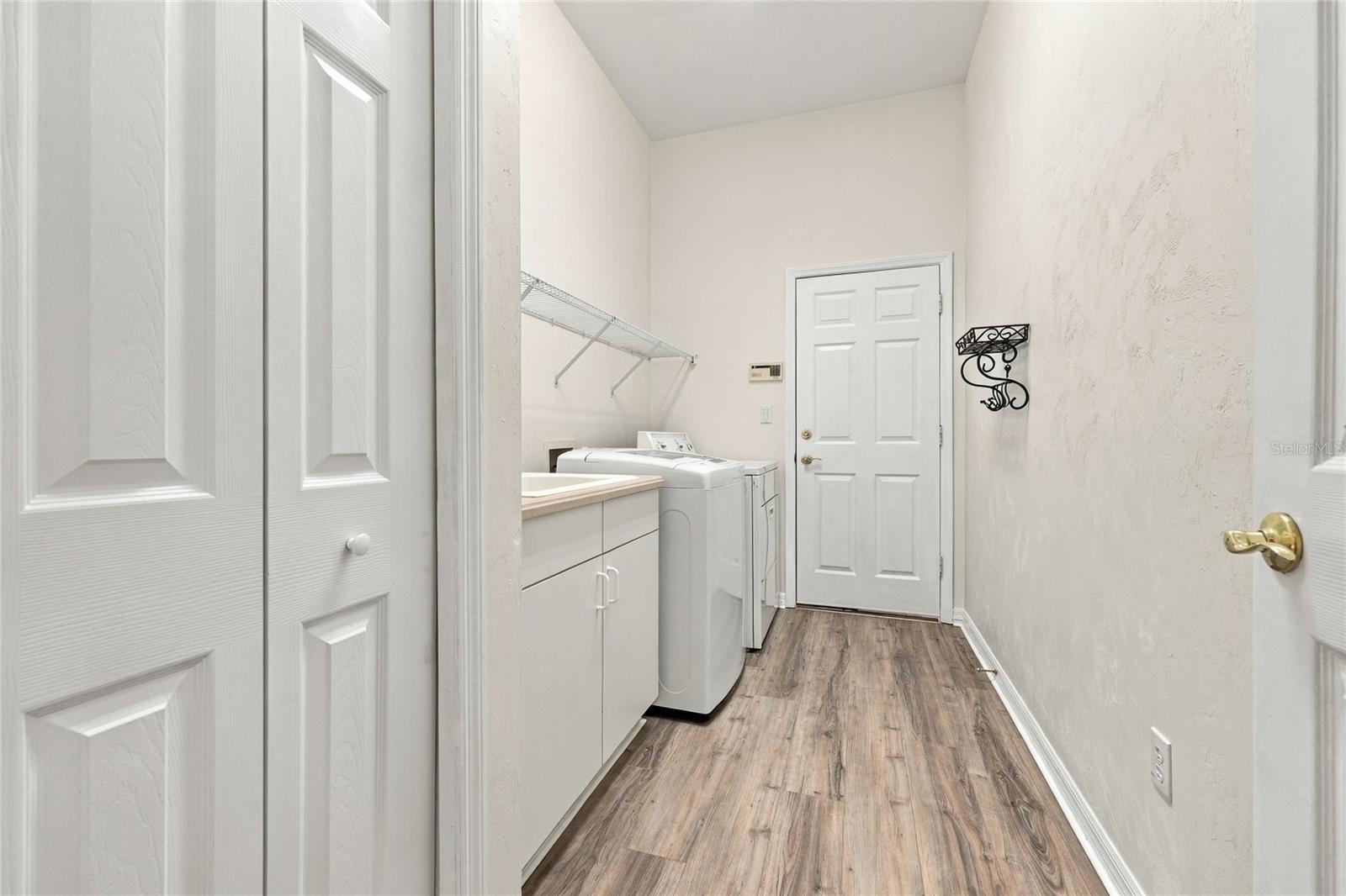 3916 Sw 98th Dr Property Photo 56
