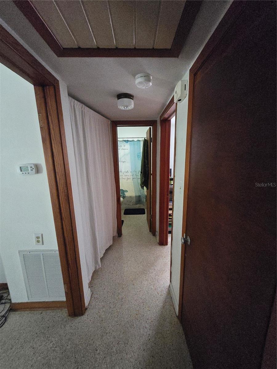 931 Ne 6th Ave Property Photo 17