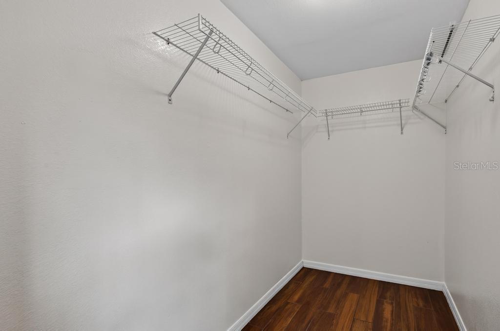 7156 Park St Property Photo 30