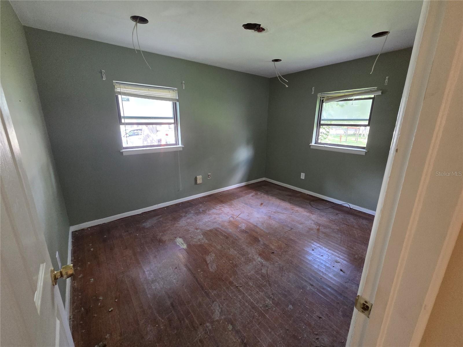2212 Ne 8th Ave Property Photo 11