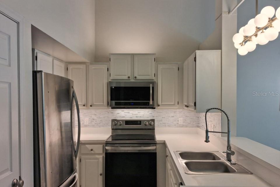 10000 Sw 52nd Ave #00 Property Photo 8