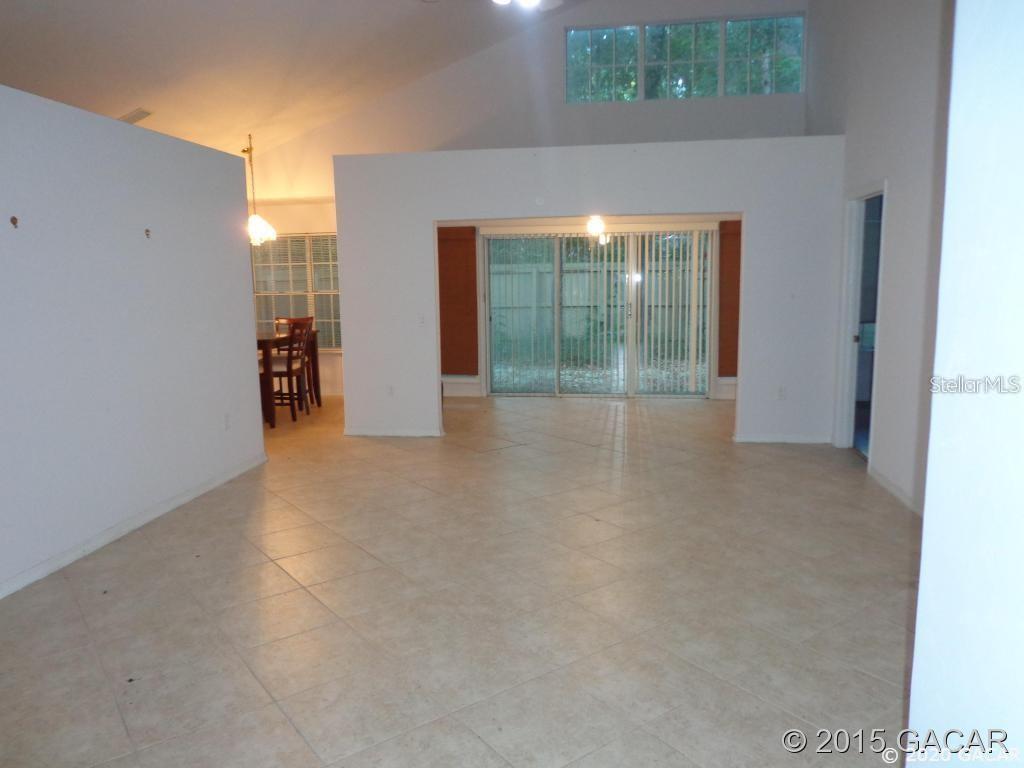 5103 Sw 94th St Property Photo 4
