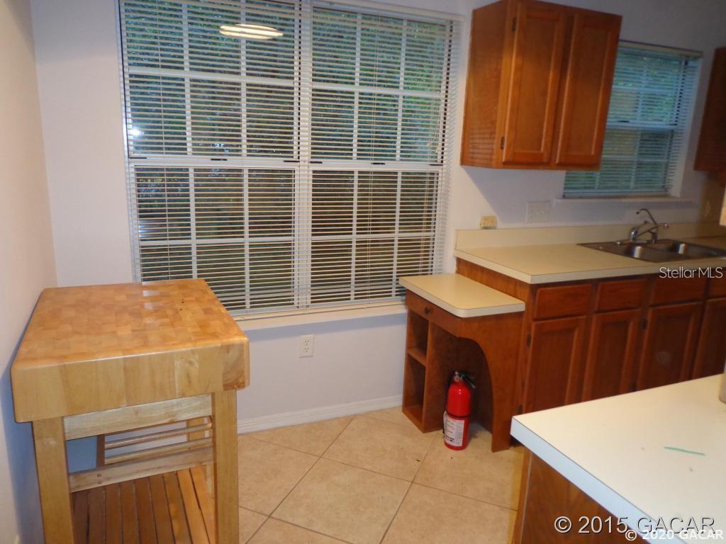 5103 Sw 94th St Property Photo 6