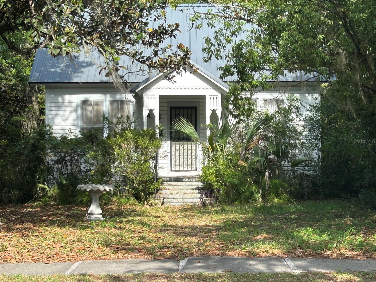 1022 Nw 4th St Property Photo 1