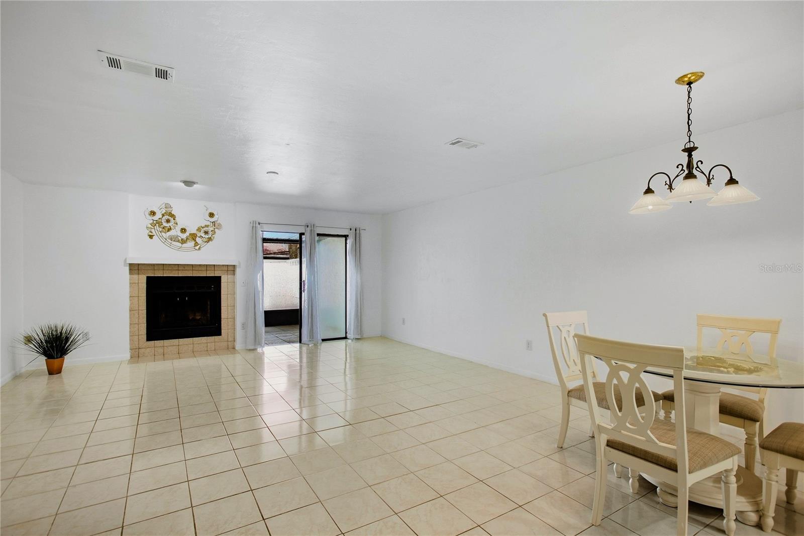 3758 Nw 56th Ln Property Photo 10