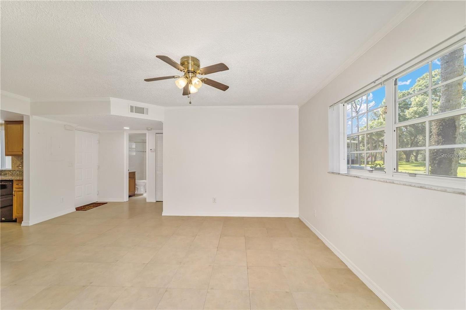 563 Midway Trak #k103 Property Photo 11