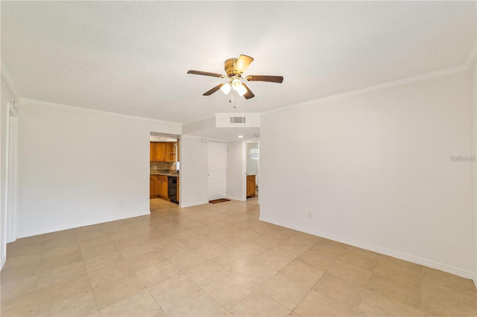 563 Midway Trak #k103 Property Photo 15