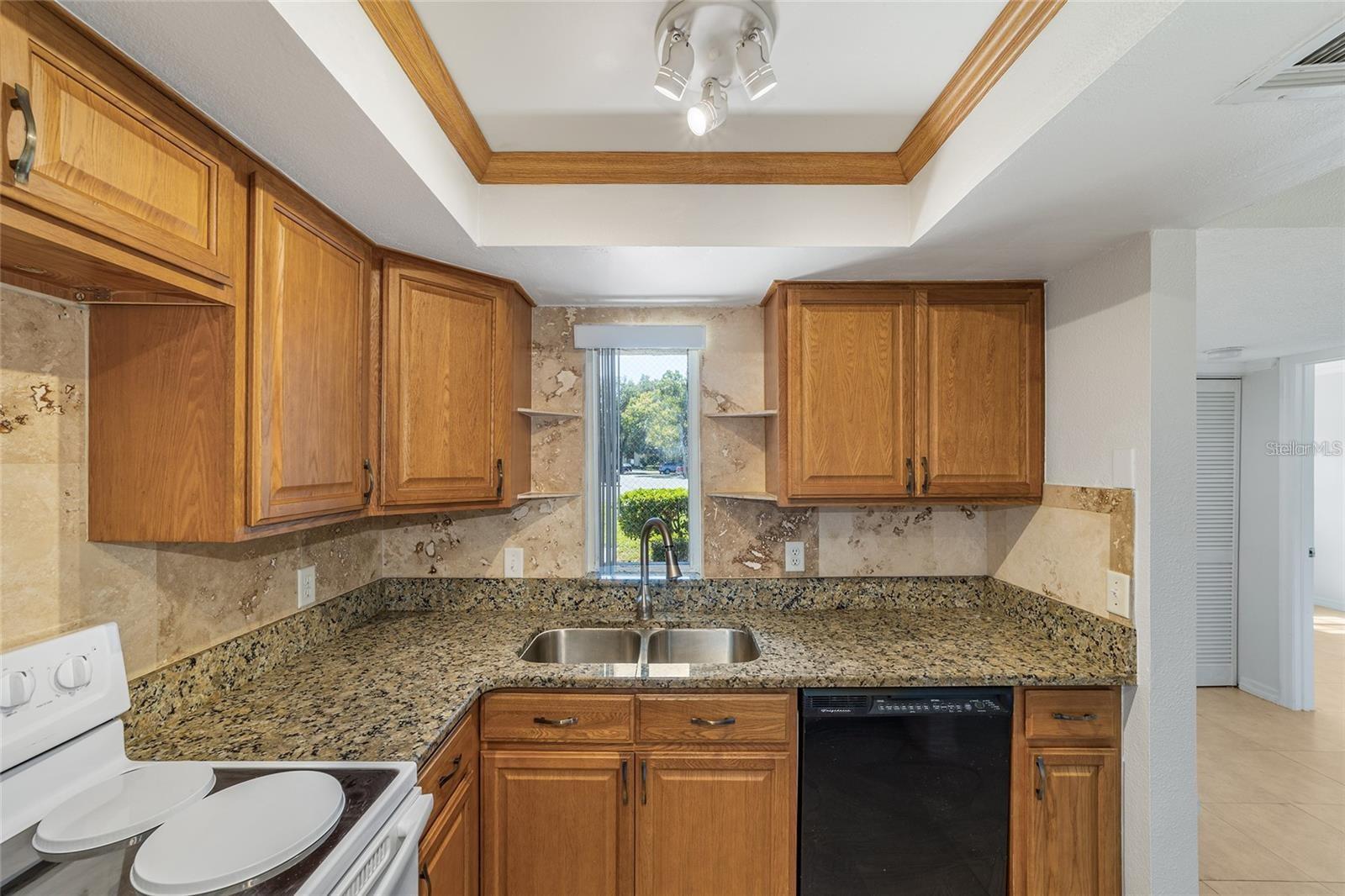 563 Midway Trak #k103 Property Photo 16