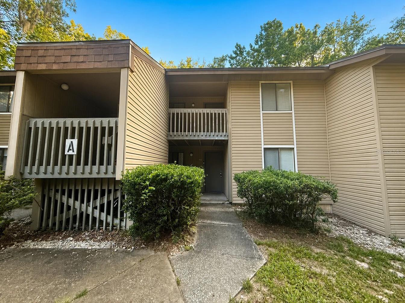 75 SE 16TH AVE #A103 Property Photo 1