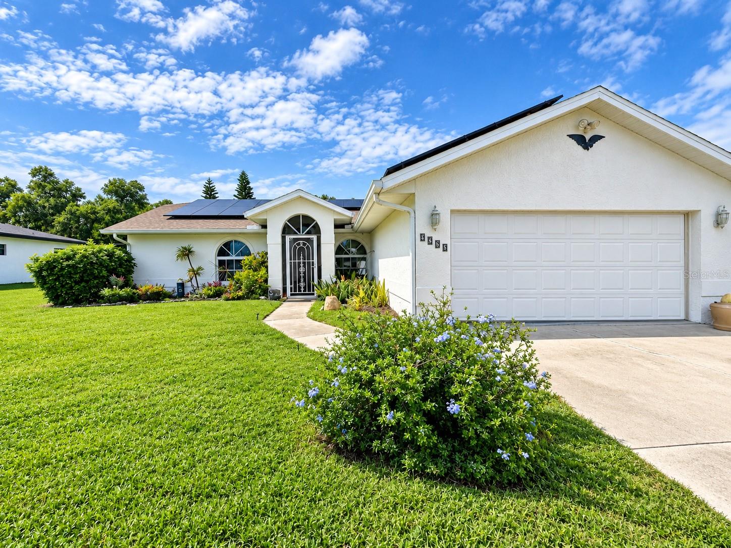 5295 BRICKELL DR Property Photo 1