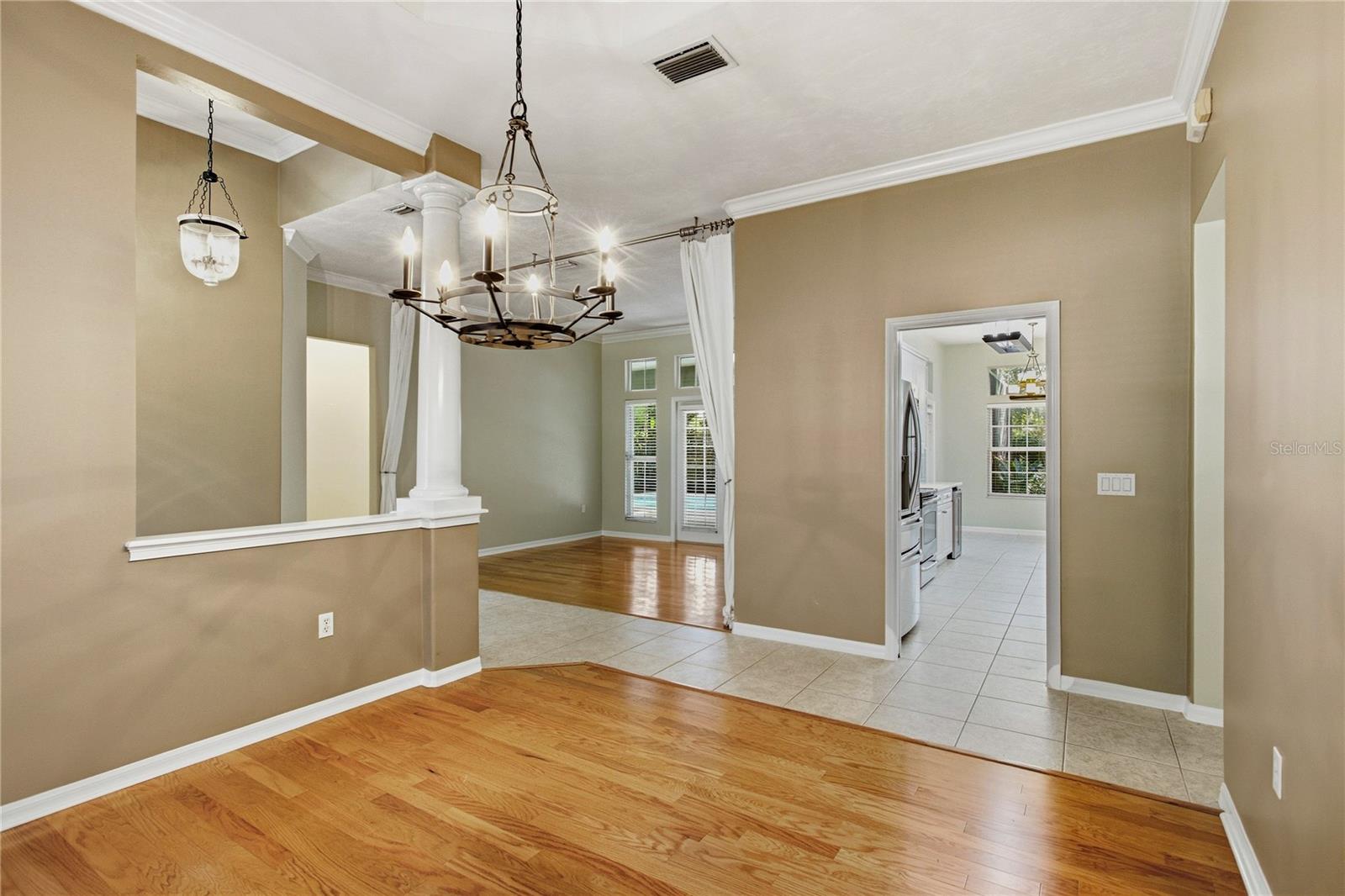 915 Sw 86th Way Property Photo 13