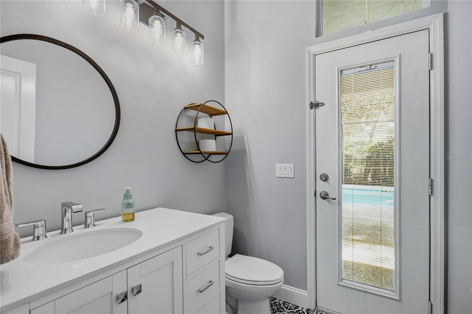 915 Sw 86th Way Property Photo 33
