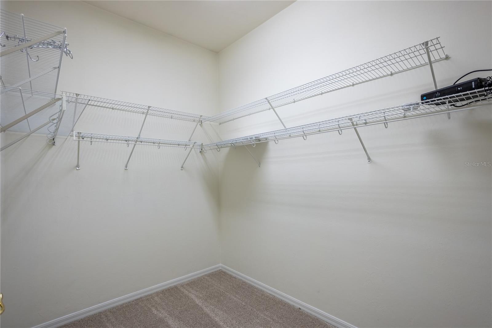 915 Sw 86th Way Property Photo 33