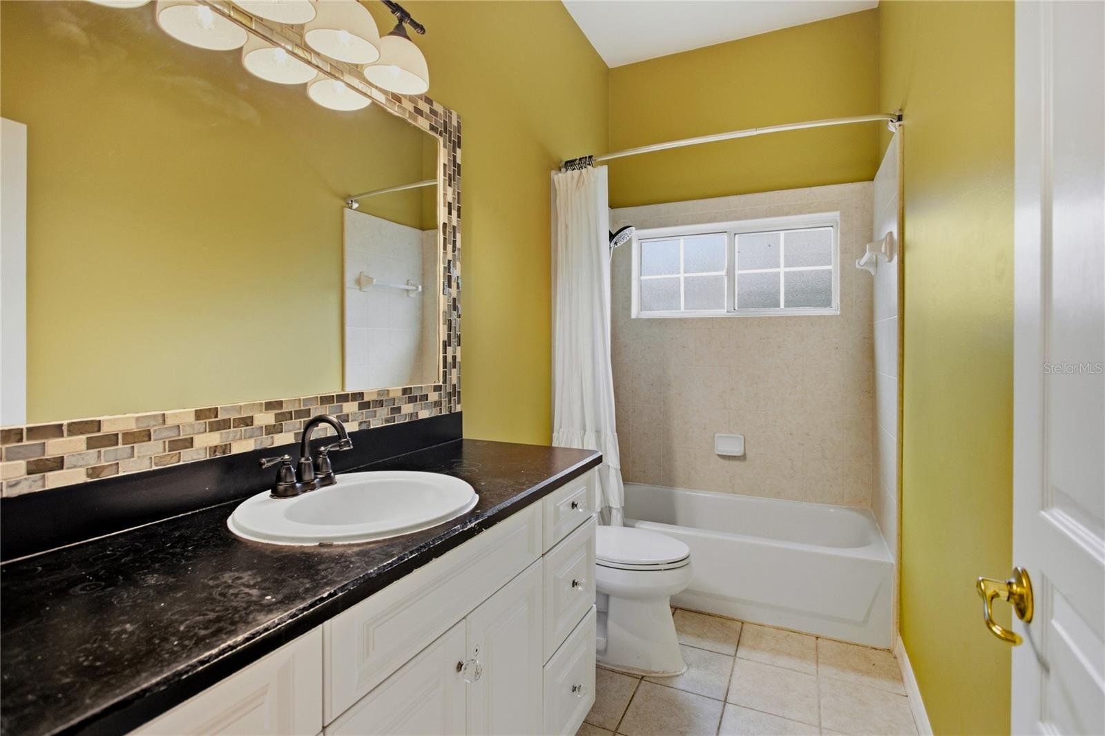 915 Sw 86th Way Property Photo 35
