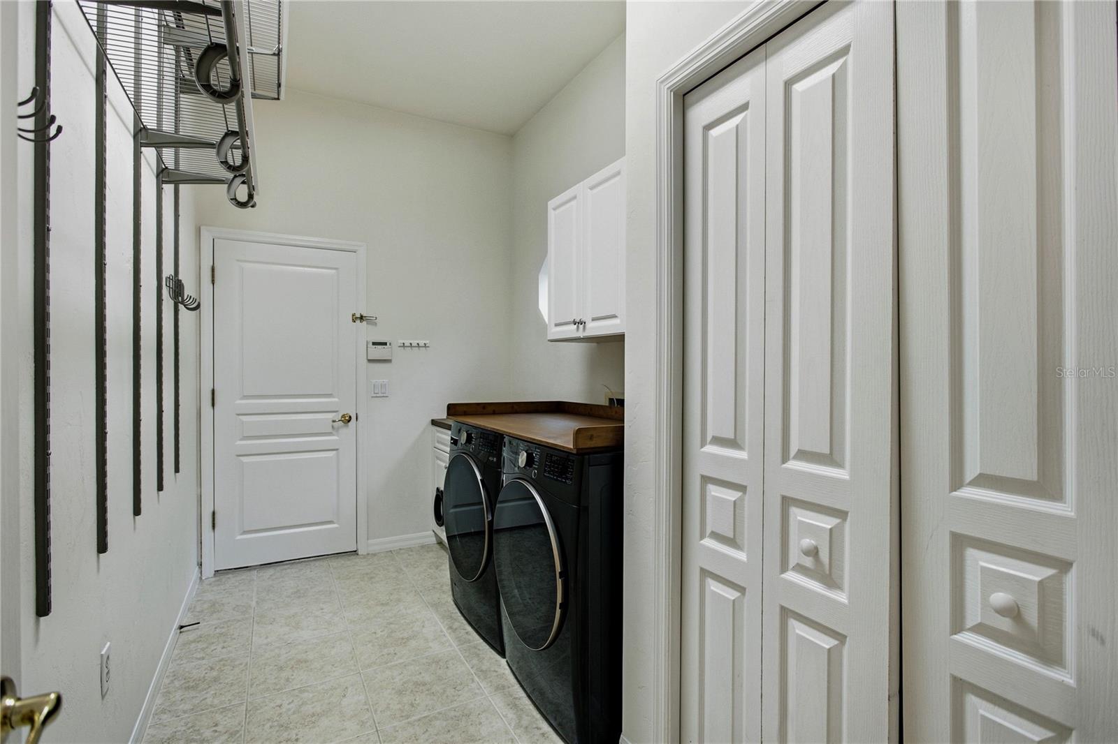 915 Sw 86th Way Property Photo 37