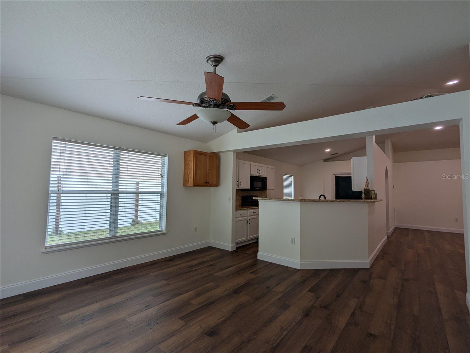 14237 Nw 159th Pl Property Photo 9