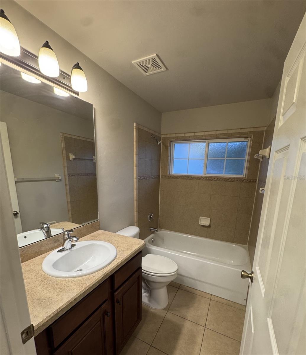 8390 Sw 78th Rd Property Photo 7